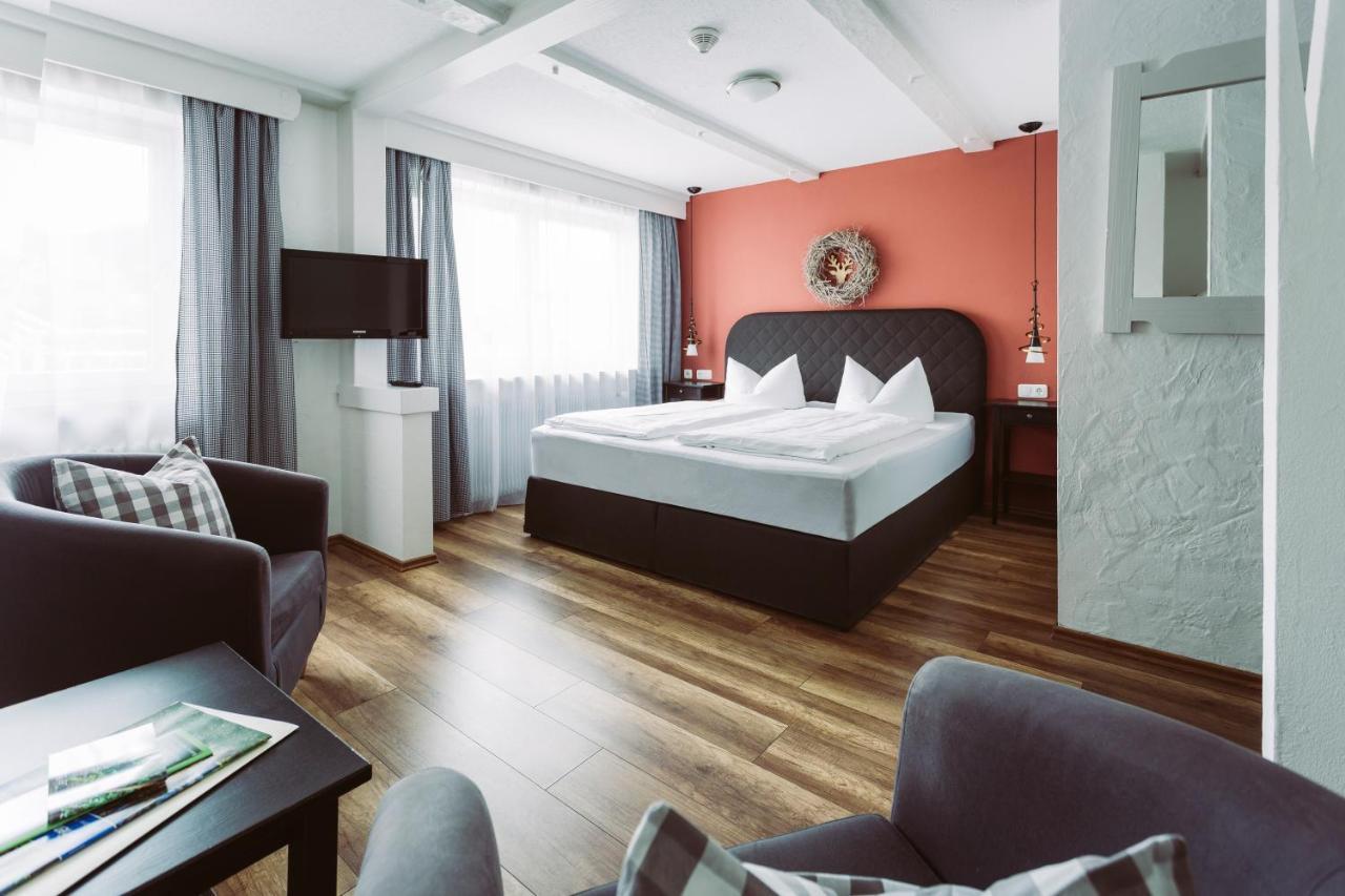 Der Baeren In Zell Hotel Eisenberg  Bagian luar foto