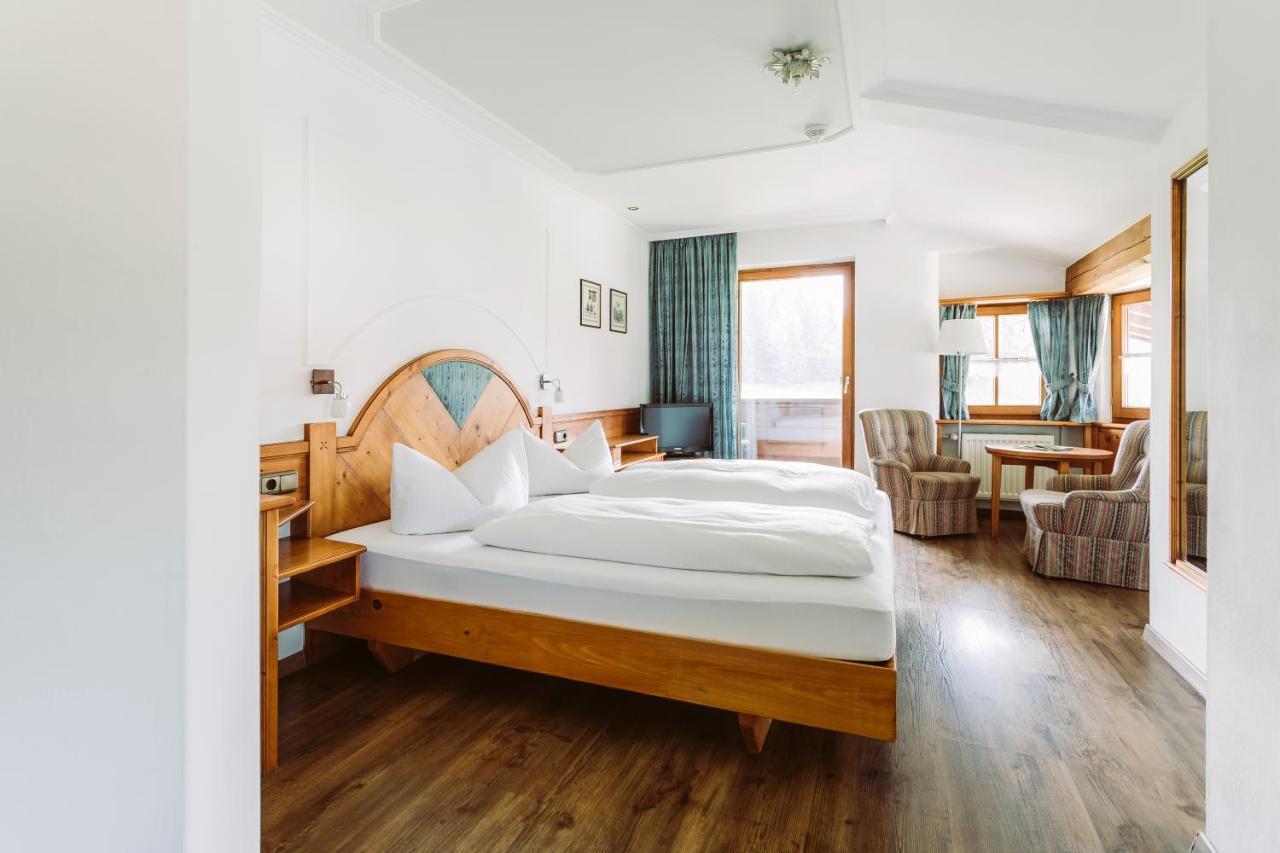 Der Baeren In Zell Hotel Eisenberg  Bagian luar foto