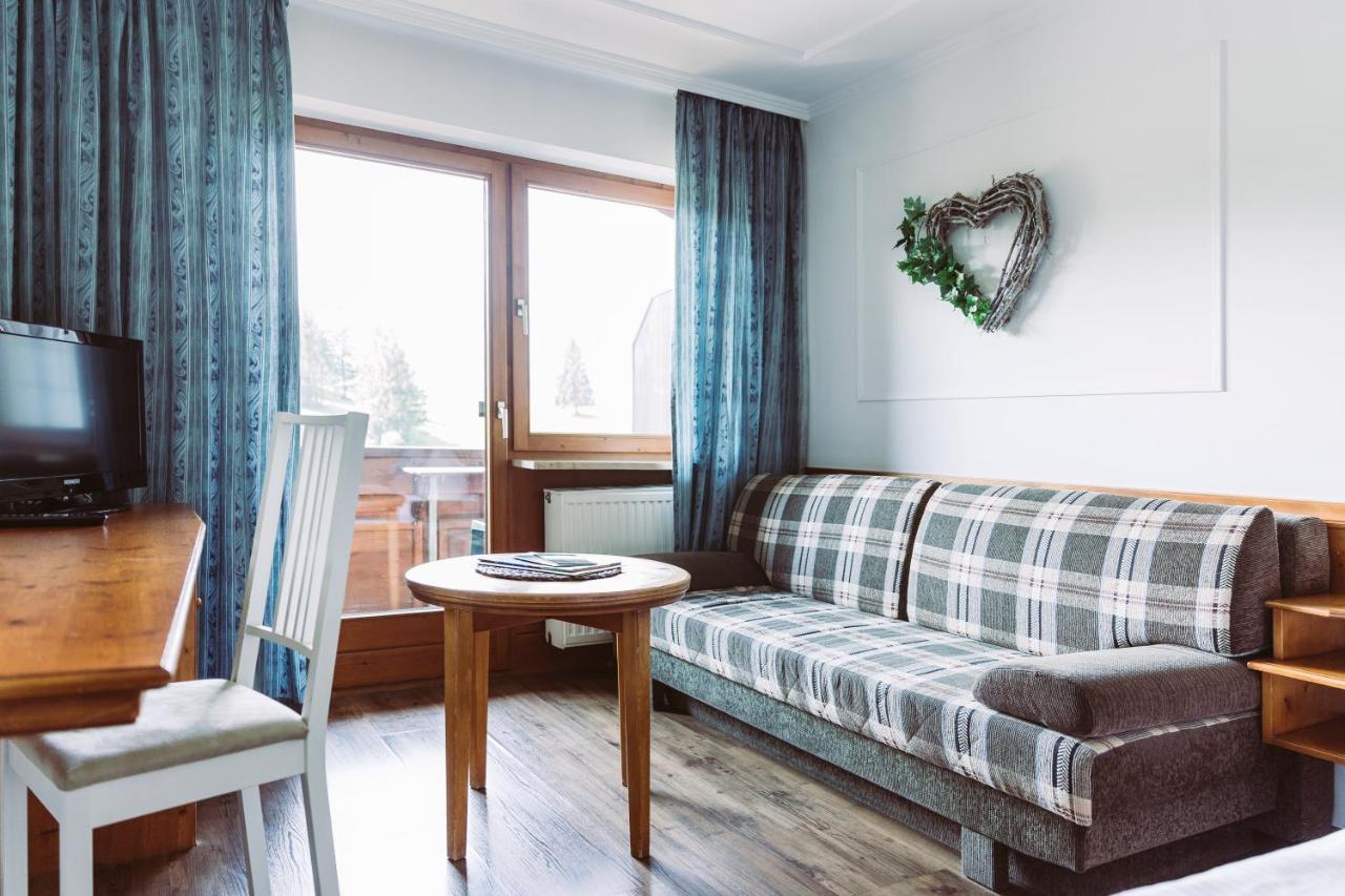 Der Baeren In Zell Hotel Eisenberg  Bagian luar foto